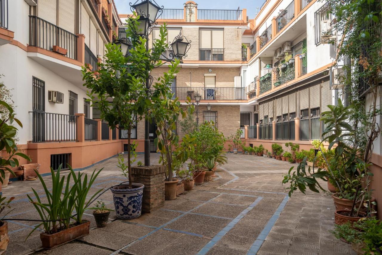 Lucia De Triana, Seville